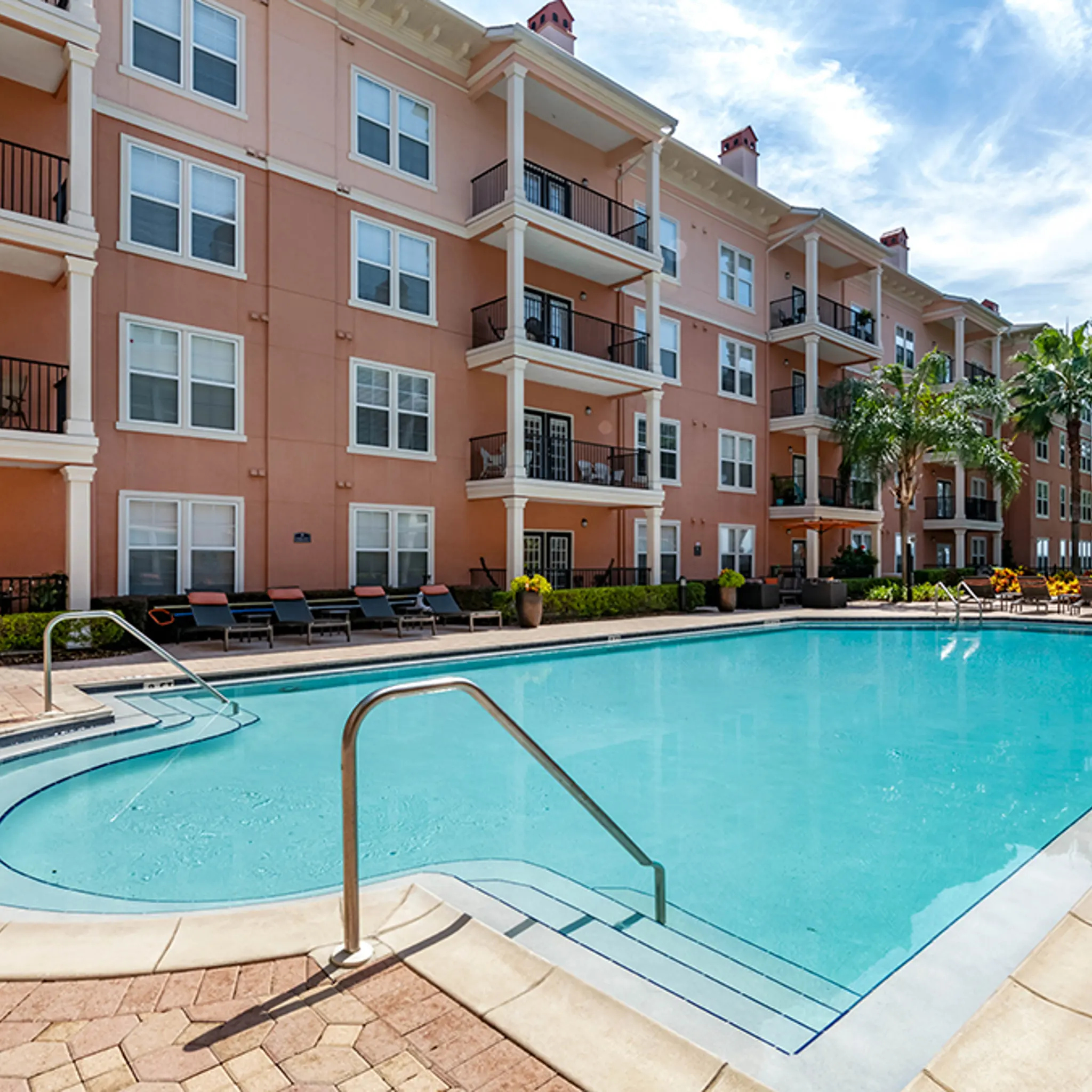 Virtual Tours | Bell Riverside